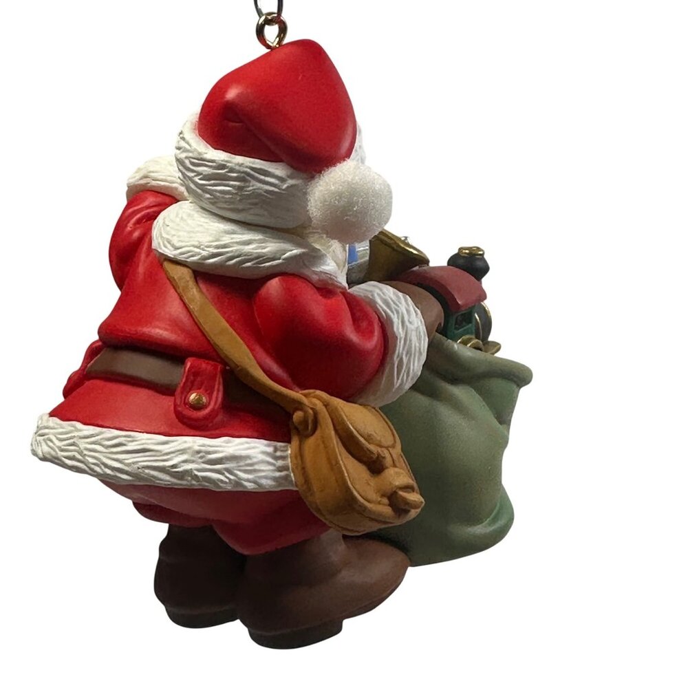 Hallmark Keepsake Ornament Santas Magic Sack 2005 Clips To Light Christmas Decor - Picture 4 of 8